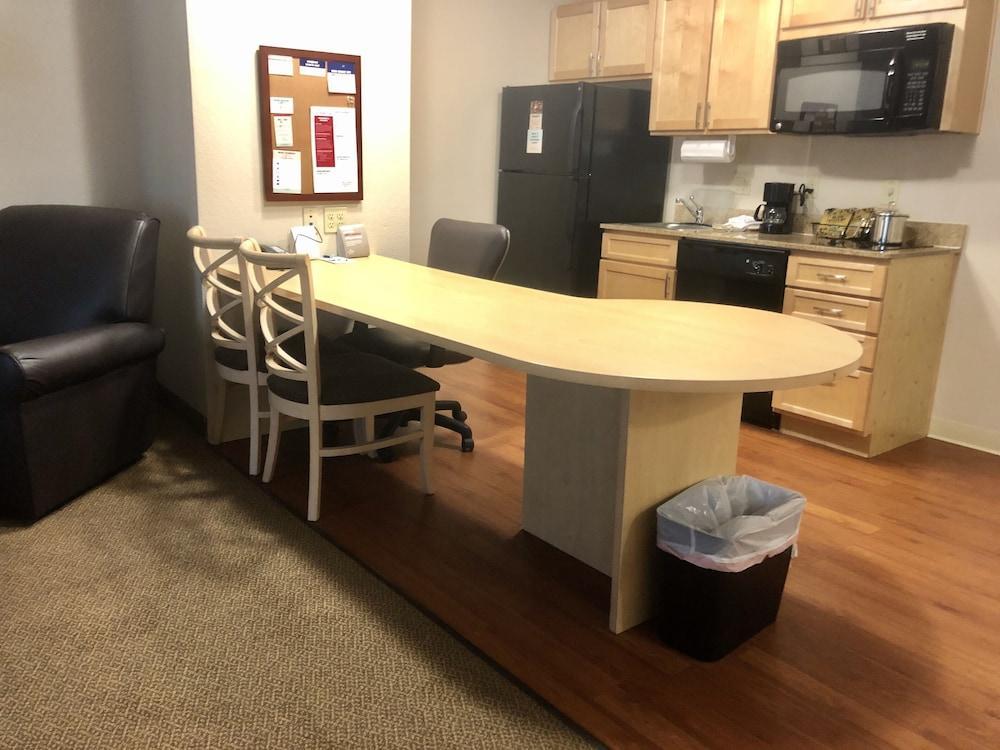 Candlewood Suites Houston The Woodlands By Ihg Exteriör bild